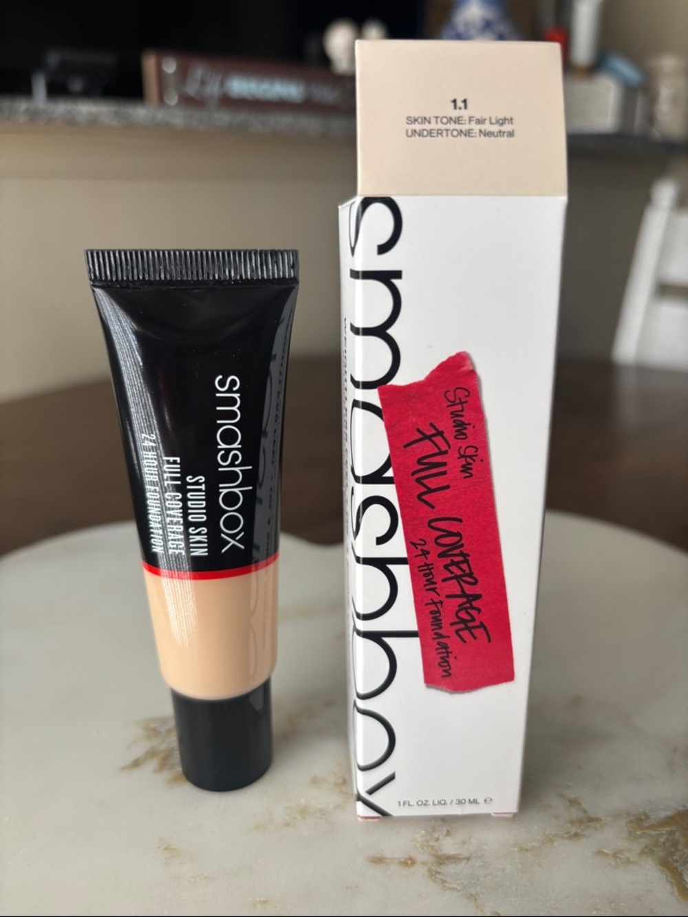 Smashbox Studio Skin Full Coverage 24 Hour Foundation 1.1 Fair Light Neutral - Picture 2 of 12
